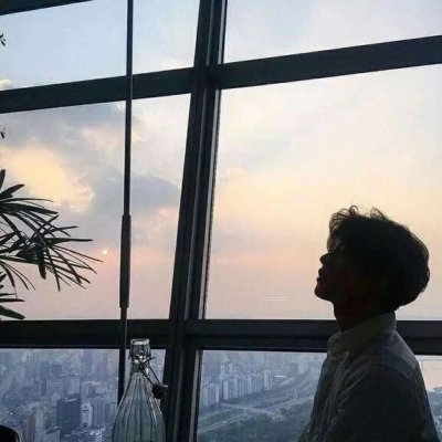 那情，，，，，，冭深