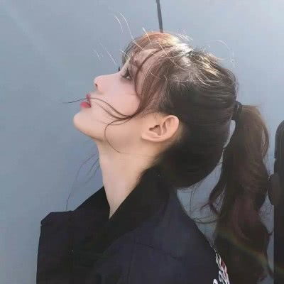 潇洒的傲男子