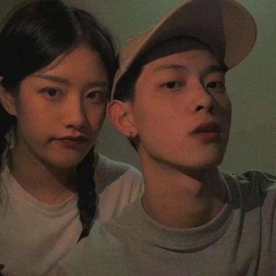 只身老帅哥也有风姿的一面