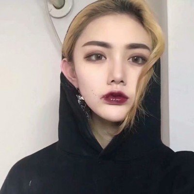 最初以为天下很美不会流泪