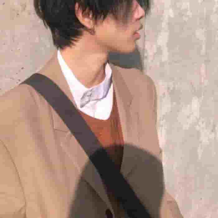 笑柄男。。。。。。